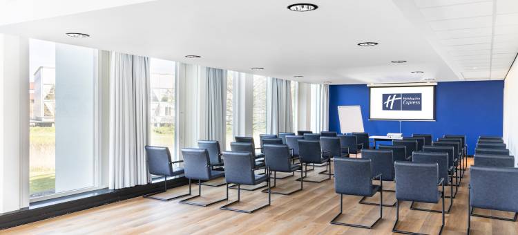 乌特勒支帕蓬多普智选假日酒店(Holiday Inn Express Utrecht - Papendorp)图片