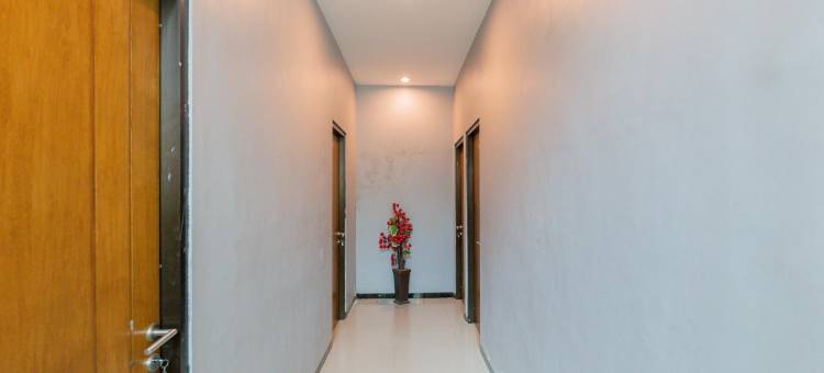 红多兹酒店@泗水马努干(RedDoorz @ Manukan Surabaya)图片