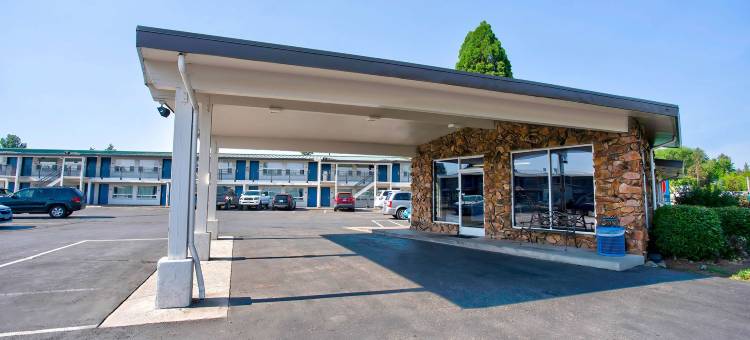 本德6号汽车旅馆(Motel 6 Bend, or)图片