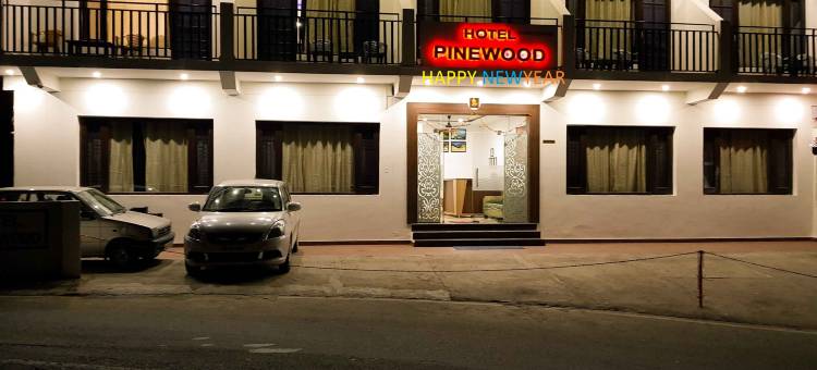 Hotel Pinewood Dalhousie图片