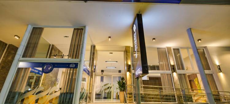 布卢梅瑙斯拉维耶罗酒店(Slaviero Blumenau)图片