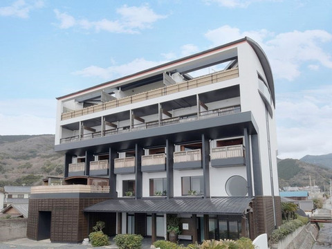 茜色之海飨栖酒店