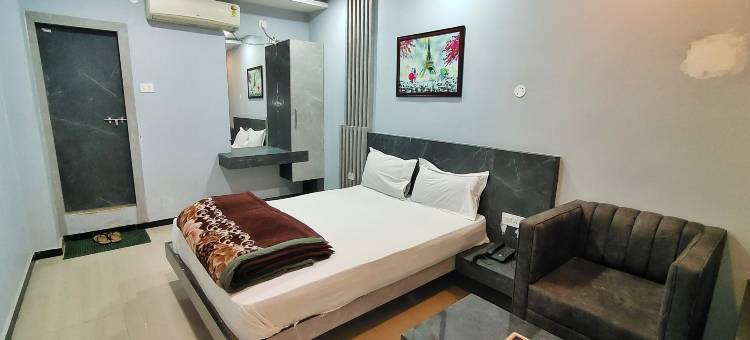 杰豪华酒店(Hotel Jay Deluxe)图片