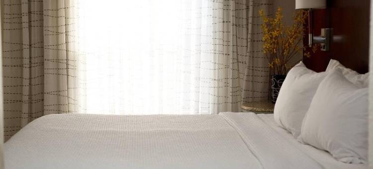 MainStay 套房酒店苹果顿机场 - 福克斯河购物中心区域(MainStay Suites Appleton Airport - Fox River Mall Area)图片