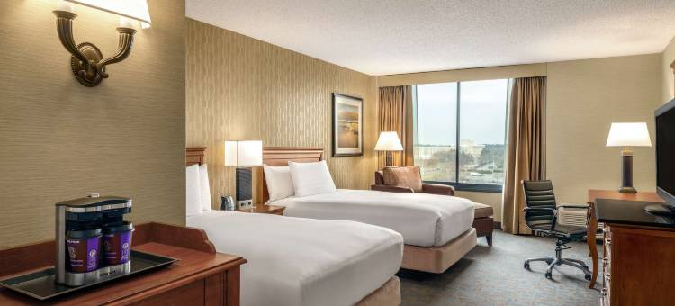 萨默塞特希尔顿逸林酒店&会议中心(DoubleTree by Hilton Somerset Hotel and Conference Center)图片