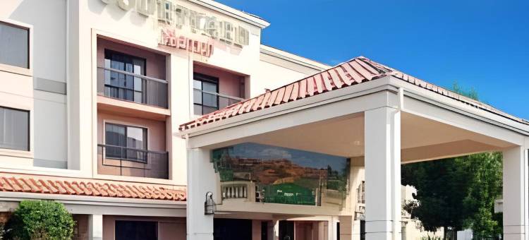 利弗莫尔万怡酒店(Courtyard Livermore)图片