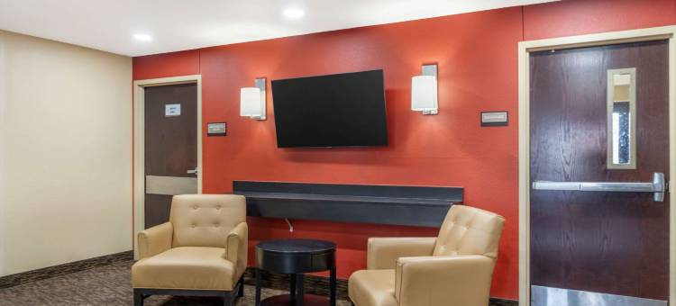 芝加哥希尔赛德MainStay套房酒店(MainStay Suites Chicago Hillside)图片