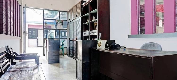 宾塔洛托巴纳旅馆(OYO 90696 Tobana House Bintaro)图片