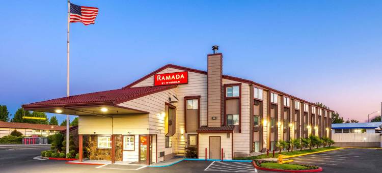 温德姆华美达-梅德福机场北(Ramada by Wyndham Medford Airport North)图片