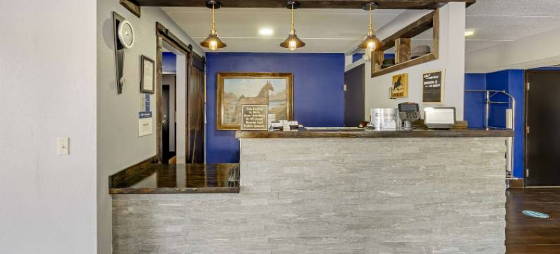 庆典贝斯特韦斯特套房酒店(Best Western Shelbyville Inn and Suites Celebration Inn)图片