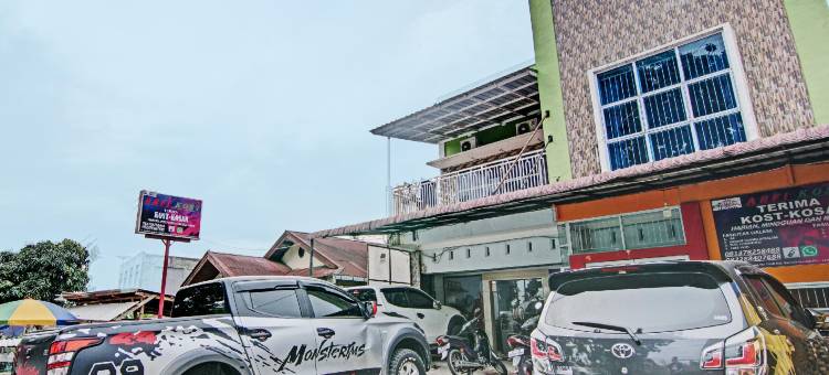 Hotel O 勒斯塔里巴鲁伊斯兰民宿靠近SMA Negeri 1 Salo(Hotel O Lestari Baru Syariah Near SMA Negeri 1 Salo)图片