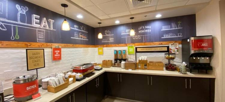 希尔顿欢朋酒店-卡温顿(Hampton Inn Covington)图片