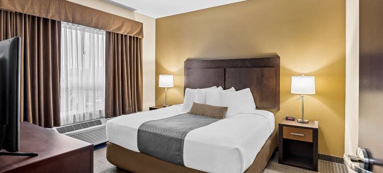 拉孔布贝斯特韦斯特优质套房酒店(Best Western Plus Lacombe Inn  Suites)图片