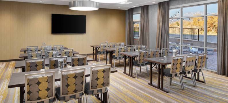 华盛顿圣乔治万豪SpringHill Suites酒店(SpringHill Suites St. George Washington)图片