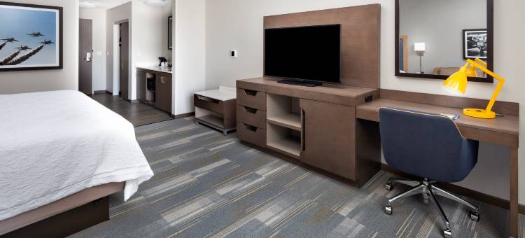 圣迭戈机场自由站欢朋套房酒店(Hampton Inn & Suites San Diego Liberty Station)图片