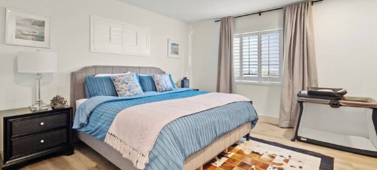 螺旋山和市中心雅致泳池度假别墅！(Elegant Pool Villa In Mount Helix, close to DT!)图片