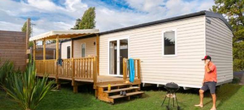 卡洛林斯露营酒店(Camping les Carolins - 4 étoiles)图片