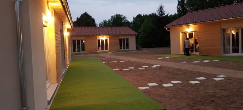 皮耶雷多里斯区酒店(Hôtel Domaine des Pierres Dorées)图片