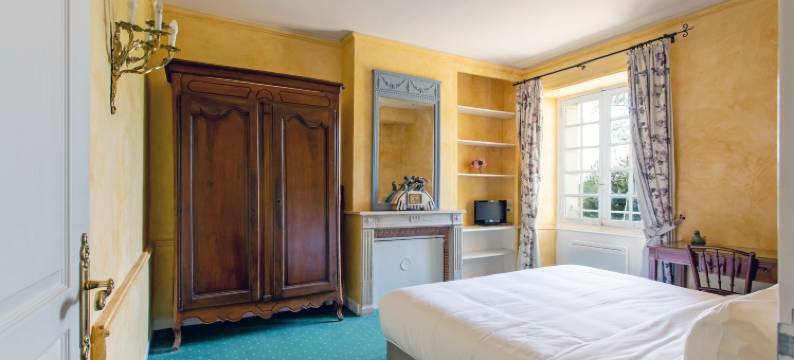 瑞泽城堡酒店(Château de Razay)图片