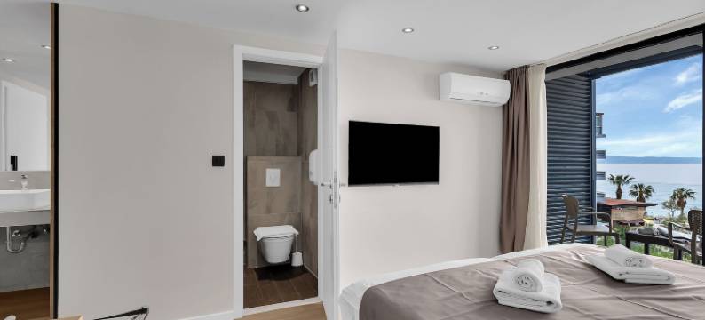 波兹塔纳海滩酒店(Beach Hotel Božikovina)图片