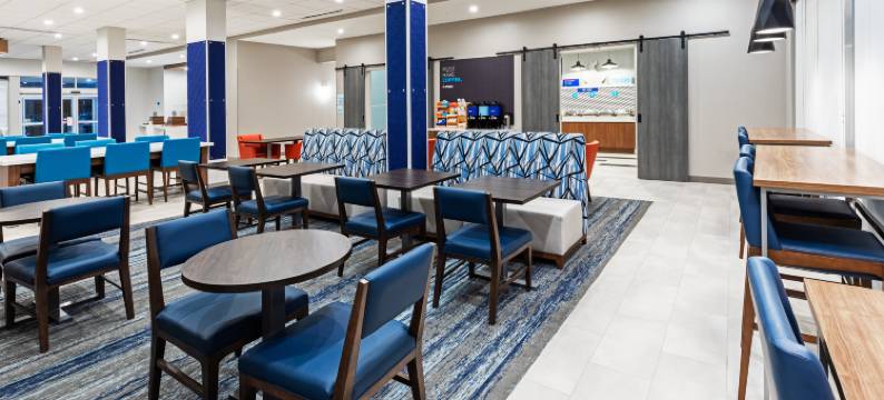 智选假日酒店及套房 塞纳托比亚 I 55 by IHG(Holiday Inn Express & Suites SENATOBIA I-55 by IHG)图片