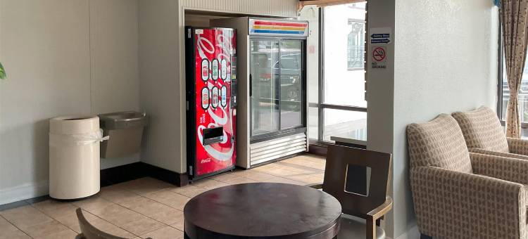 Motel 6 Baton Rouge, la - East - I-12图片