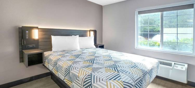 乔治亚杜鲁斯 6 号开间 - 近天然气南区(Studio 6 Duluth, GA - Near Gas South District)图片