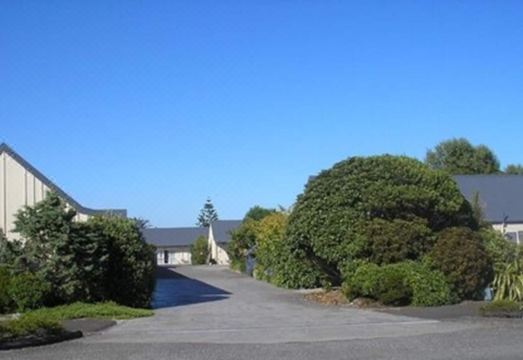 Jade Court Motel Hotel Overview