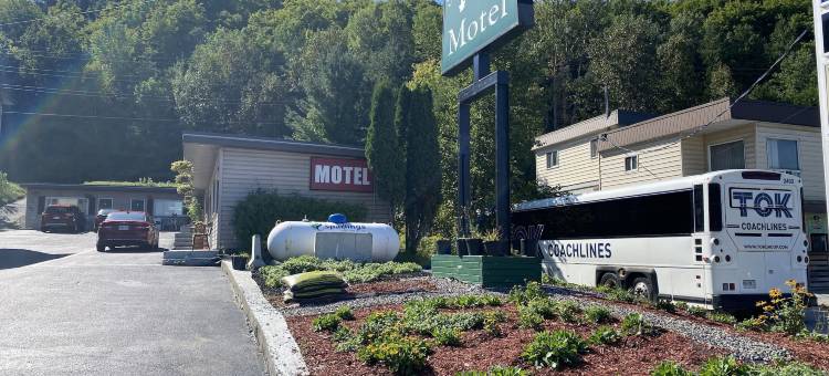 Silver Maple汽车旅馆(Silver Maple Motel)图片