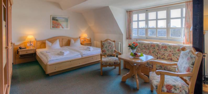 海伦斯廷斯赫劳斯酒店(Schloss Herrenstein)图片