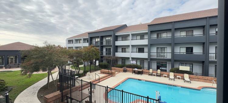 达拉斯爱田机场温德姆速 8 酒店(Super 8 by Wyndham Dallas Love Field Airport)图片