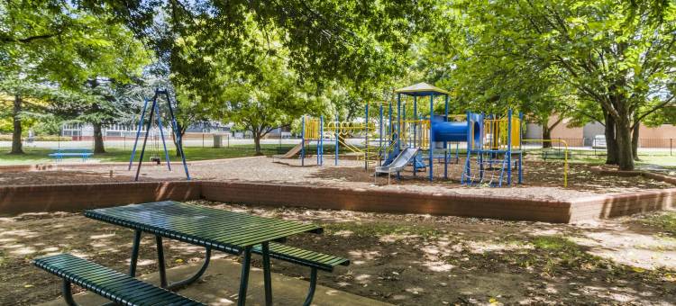 坎培拉昆比恩酒店(Hotel Queanbeyan Canberra)图片