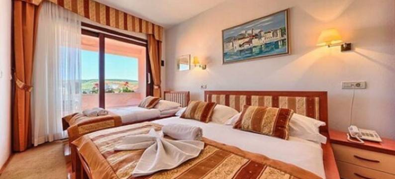 特罗吉尔多瑞酒店(Hotel Trogirski Dvori)图片