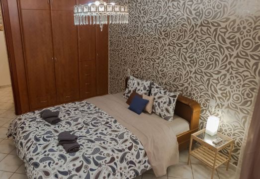 Luxury City Center Apartment Hotel Overview