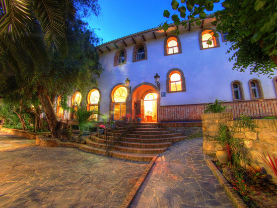 圣安德雷斯浴场酒店