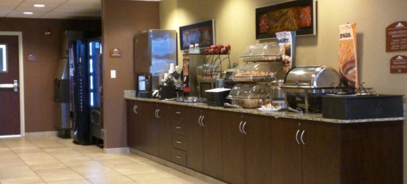 迈诺特麦客达温德姆酒店Minot(Microtel Inn & Suites by Wyndham Minot)图片