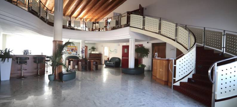 丽滋酒店B.B(Hotel Riz B.B)图片