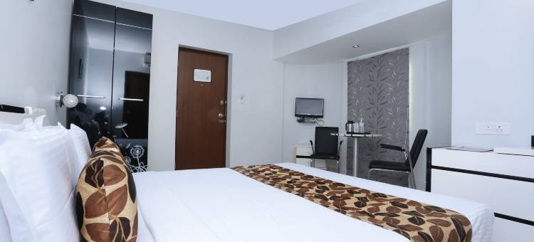 首都 O 10611 伊拉姆马拉巴酒店(Super Townhouse Malabar Illam Kochi)图片