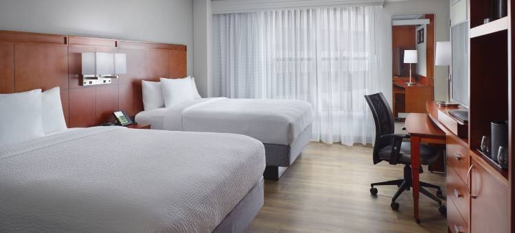 亚特兰大迪凯特市中心/埃默里万怡酒店(Courtyard Atlanta Decatur Downtown/Emory)图片