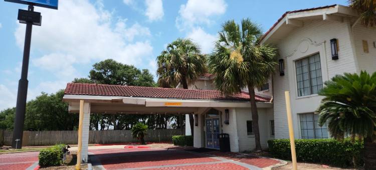 贝敦西加斯路6号汽车旅馆(Motel 6 Baytown, TX - Garth Rd)图片
