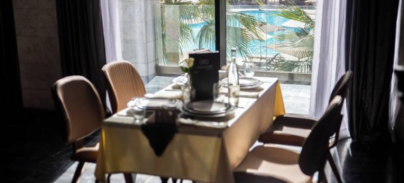 多米尼姆宫殿(Dominium Palace)图片