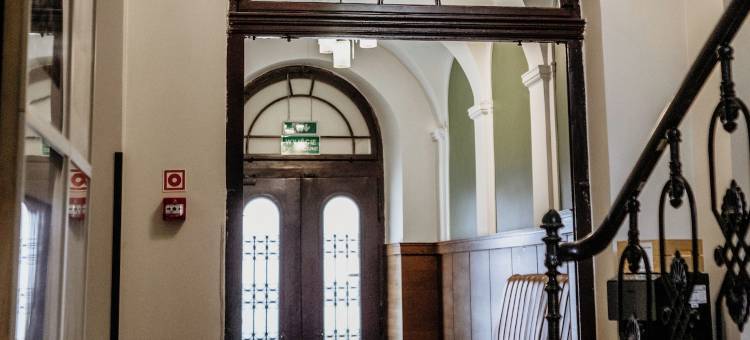 主干道旁爱贝拉套房公寓式酒店(Abella Suites & Apartments by Artery Hotels)图片