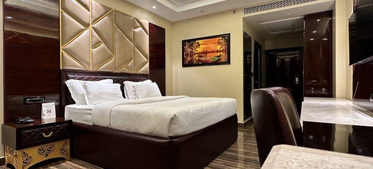 欧亚宫殿(Eurasia Palace Hotel)图片