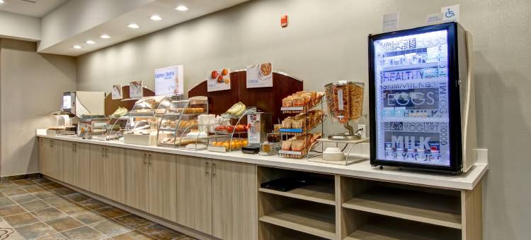 奥沙瓦市中心多伦多地区智选假日套房酒店(Holiday Inn Express & Suites Oshawa Downtown - Toronto Area)图片