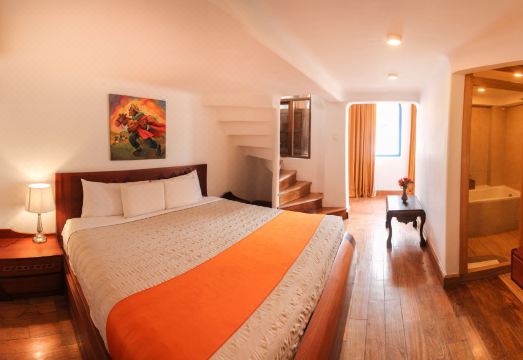 Waman Qorikancha Hotel Overview