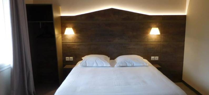 蒙特马罗尔快捷酒店 - 阿尔伯格大露营旅馆(FastHotel Montmarault - Auberge du Grand Champ)图片