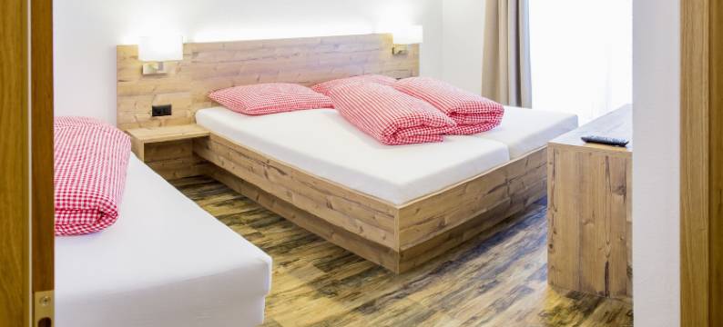 皮兹奥特酒店(Piz Ot)图片