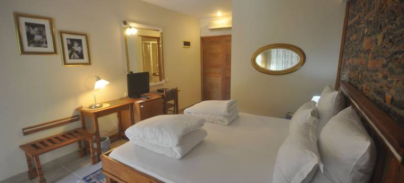 艾维诺酒店(El Vino Hotel & Suites)图片