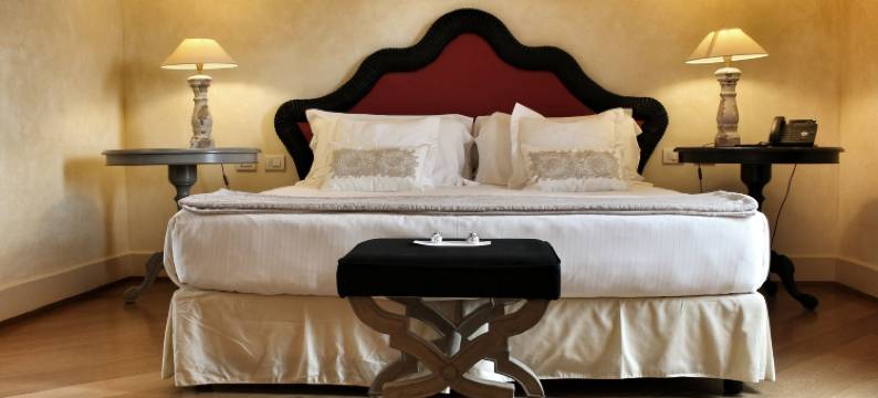 斯里酒店(Siri Hotel)图片