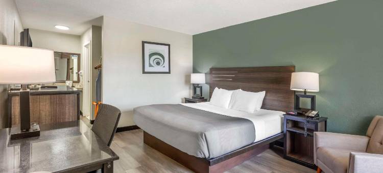 套房酒店(品质酒店套房桑蒂)(Quality Inn & Suites)图片